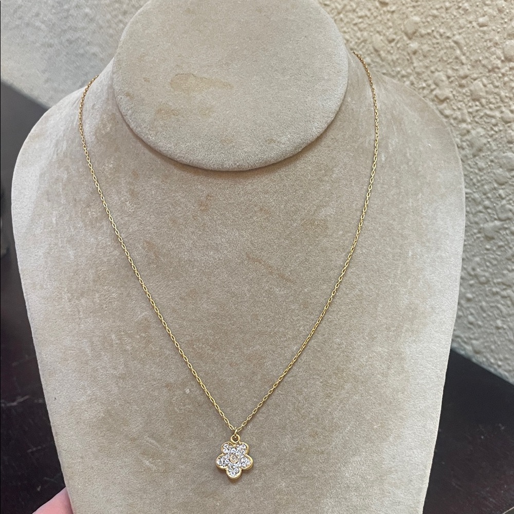 Catherine Popesco Classic vintage pendant necklace